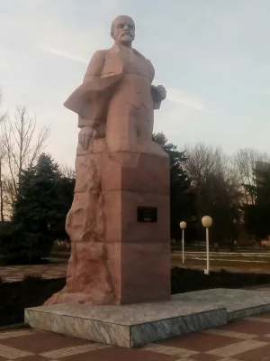 Памятник Ленину (Песчанокопское)
