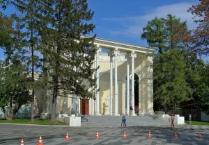 Павильон № 44 «Кролиководство» на ВДНХ