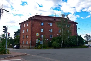Офицерский жилой дом (Выборг)