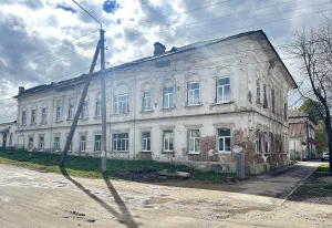 Здание мужской гимназии (Судиславль)