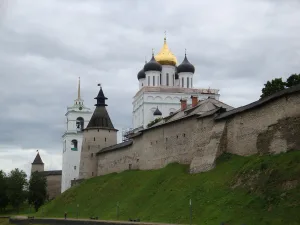 Окольный город