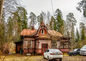 Пильный проспект 30, Дача