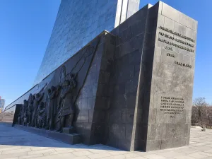 Монумент в честь покорителей космоса. Обелиск (Останкинский)