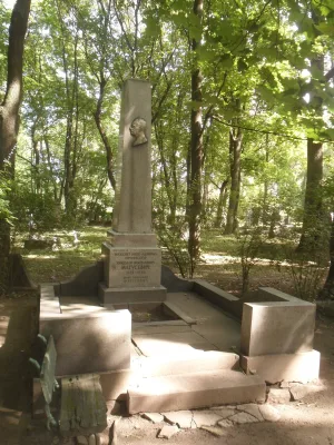 Могила Н.Н. Матусевича (1879-1950), гидрографа-геодезиста