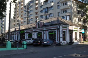 Верхняя Красносельская улица 7 c2, Служебный флигель (лавки)