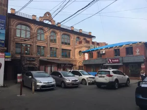 Здание, входящее в ансамбль застройки Светланской улицы (Владивосток)