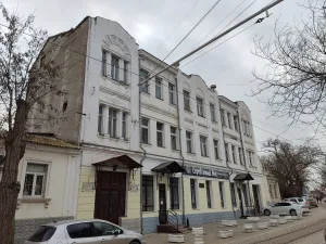 Anny Akhmatovoy Proezd, 21/16