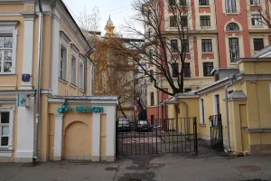 Пилон ворот (Якиманка)