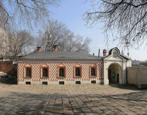 Корпус служб Знаменского монастыря (Тверской)