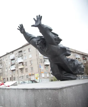 Памятник Паникахе