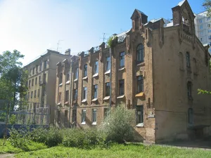 Здание церкви