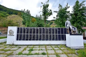 Памятник воинам и партизанам, погибшим в годы Великой Отечественной войны 1941-1945 гг.