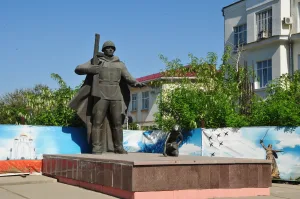 Памятник студентам и преподавателям Политехнического университета в Краснодаре