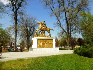 Памятник «Героям битвы за Кубань» в Краснодаре