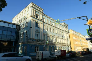 Главный дом усадьбы Шапошниковых - доходный дом Трапезниковых (Таганский)