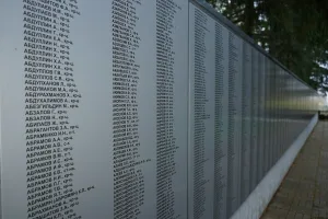 Братская могила советских воинов, погибших при обороне высоты 275,6 (Зайцева гора) в октябре-ноябре 1941 г. (Зайцева гора (п/о Цветовка))