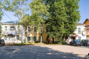 Жилой дом (Осташков)
