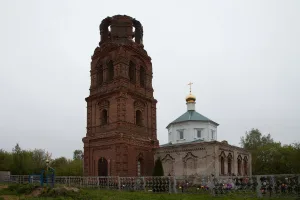 Церковь Троицы Живоначальной (Леметь)