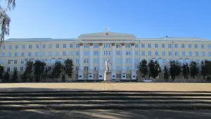 Здание Военной командной академии ПВО (Тверь)
