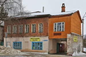 Дом Петровых с лавкой (Ставрово)