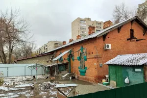 дом жилой (Буханцева, 44)