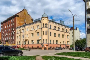 Жилой дом по Первомайской улице, 6
