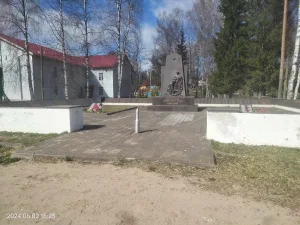 Братская могила советских воинов, погибших в борьбе с фашистами (Винницы)