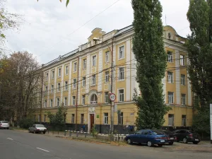 Здание общежития для студентов