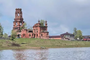 Благовещенская церковь (Покча)