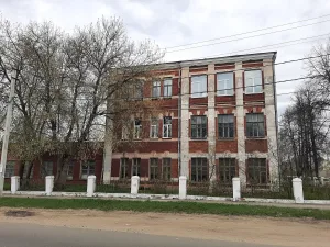 Ушаковское земское училище (Иваново)
