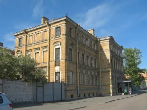Здание библиотеки духовной академии
