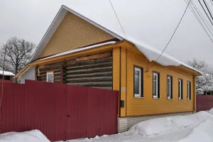 Дом, где в 1908 г. родился Н.П. Каманин, Герой Советского Союза (Меленки)