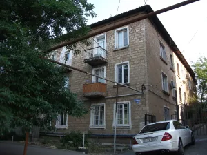 Дом, где находилась Порт-Петровская подпольная большевистская организация (Махачкала)