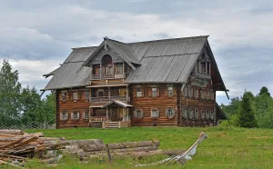 Дом Сергина из деревни Мунозеро (остров Кижи)