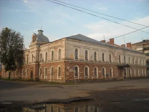 Здание богадельни при церкви Иверской Божьей Матери (Рыбинск)