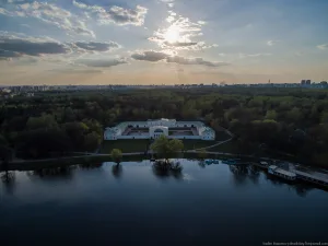 Конный двор (Кузьминки)