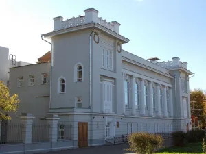 Здание высших женских курсов (Казань)