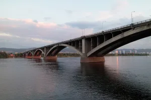 Коммунальный мост