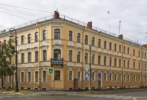 Жилой дом (Кронштадт)
