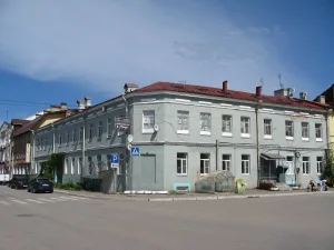 Дом Азначевского (купцов Трофимовых, купца Чеботова) с торговыми лавками (Шлиссельбург)