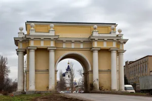 Триумфальная арка (западная) (Новочеркасск)