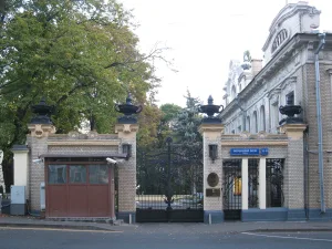 Ограда с воротами (Таганский)