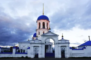 Церковь Петропавловская с интерьером (Куртамыш)