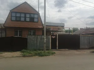 Здание, где размещался штаб 28-го уральского полка и где выступал нарком просвещения А.В. Луначарский (Оренбург)
