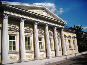 Главный дом (Арбат)