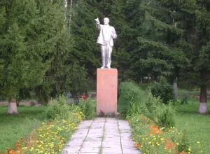 Памятник В. И. Ленину (Яр)