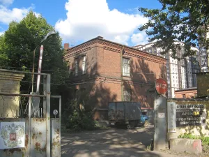 Главное здание