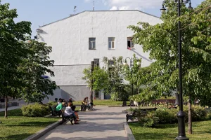 Кузбасская площадь