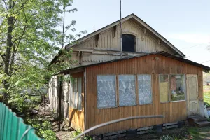 Жилой дом (дом садовника усадьбы «Дубки») (Ломоносов)