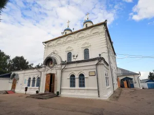 Собор Введения с фресками